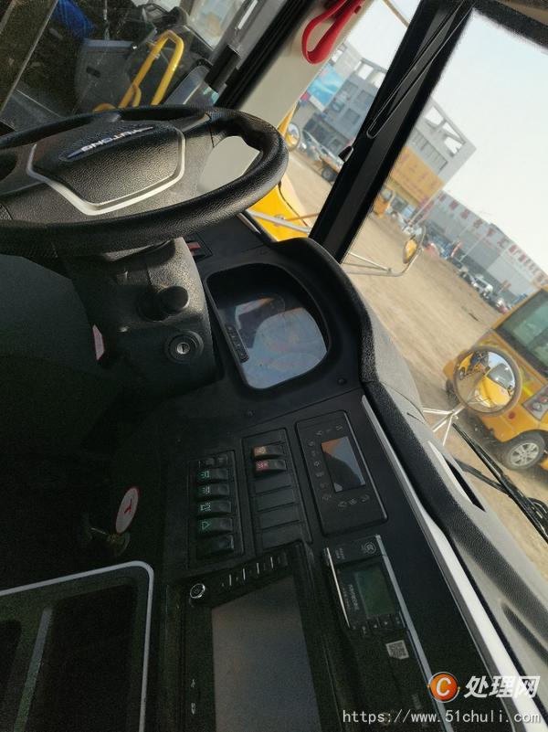 二手校車