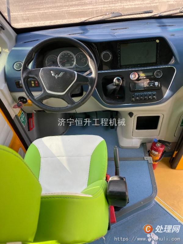 二手校車
