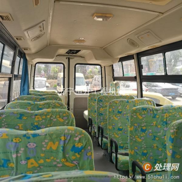 二手校車