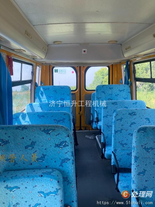 二手校車