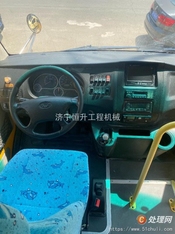 二手校車