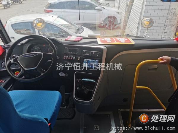 二手校車