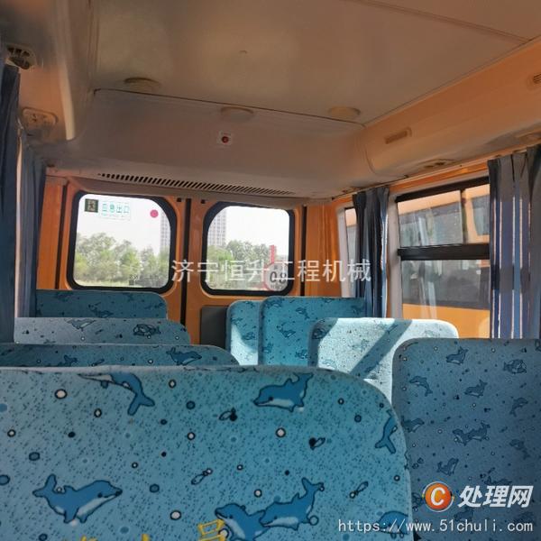 二手校車
