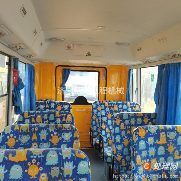 二手校車