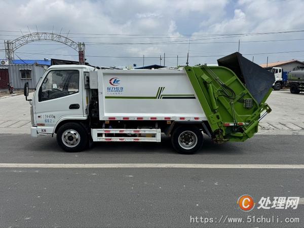 二手壓縮式垃圾車