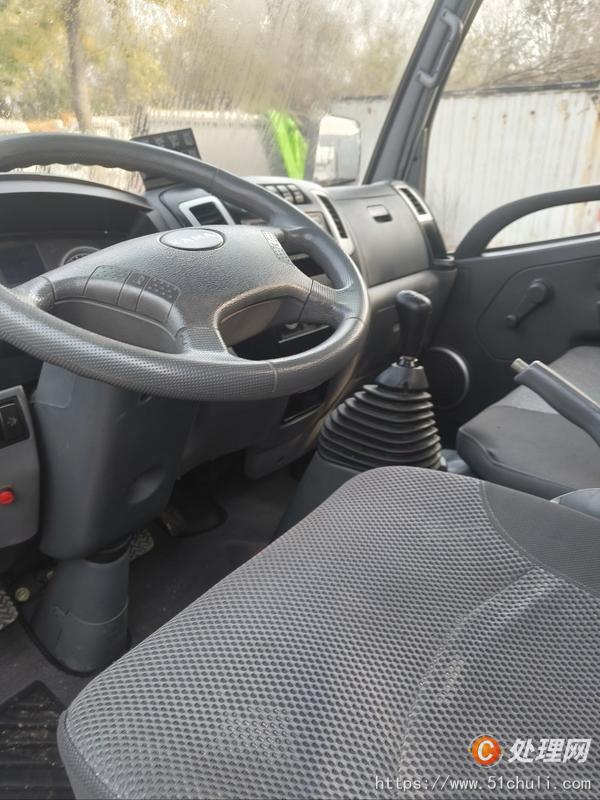 二手掛桶式垃圾車