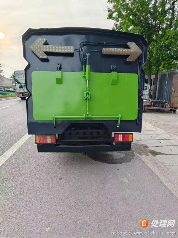 二手掃路車
