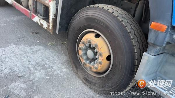 二手勾臂式垃圾車