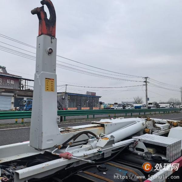 二手勾臂式垃圾車