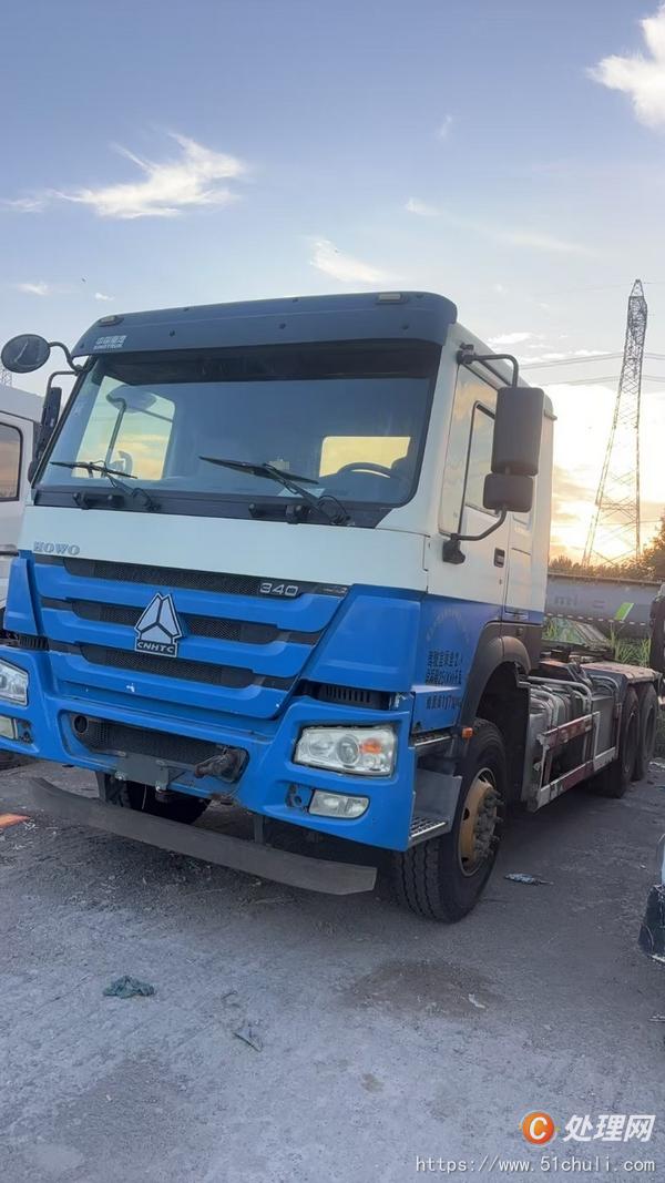 二手勾臂式垃圾車