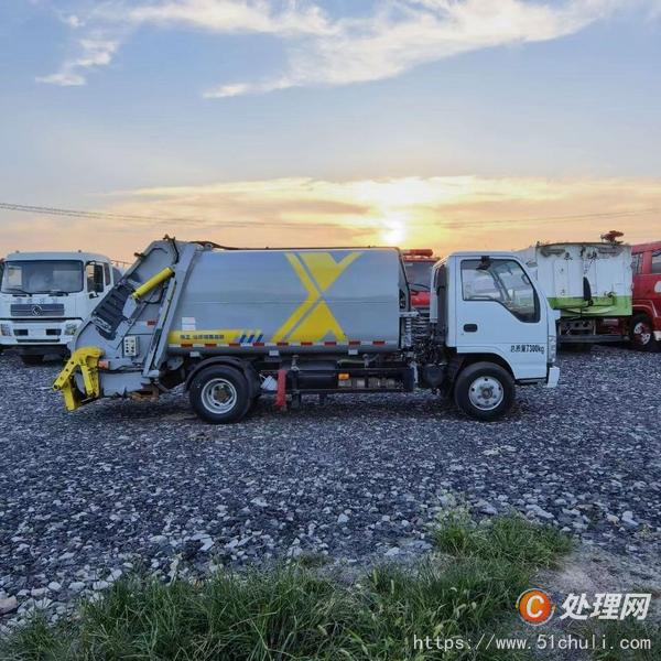 二手壓縮式垃圾車(chē)