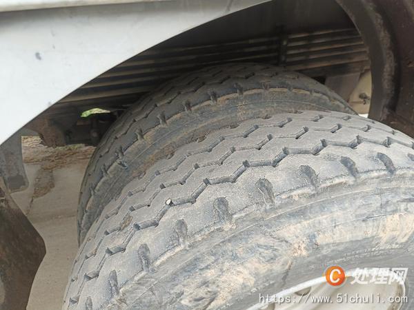 二手汽車吊
