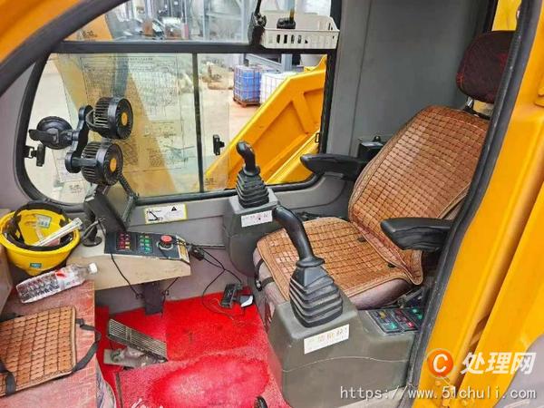 二手汽車吊