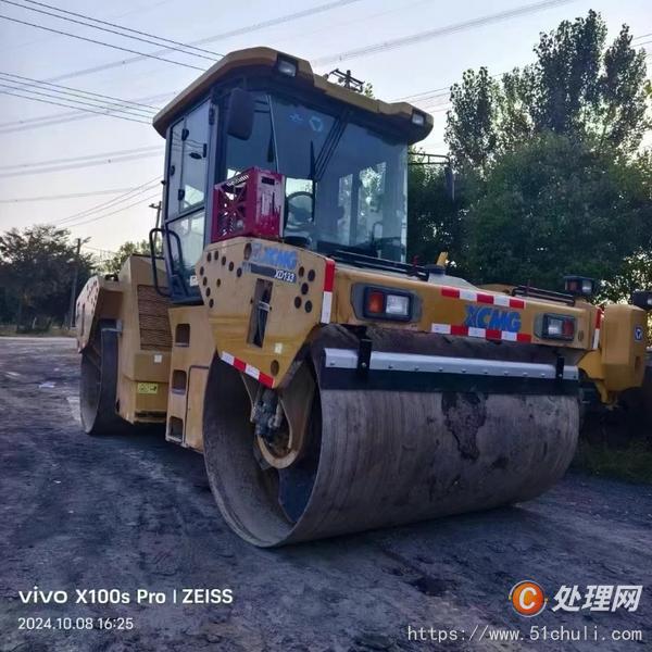 二手雙鋼輪壓路機(jī)