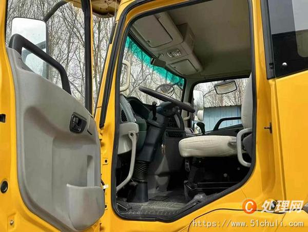 二手高空作業(yè)車