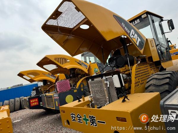 二手壓路機(jī)