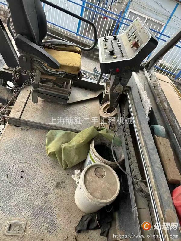 二手瀝青攤鋪機(jī)