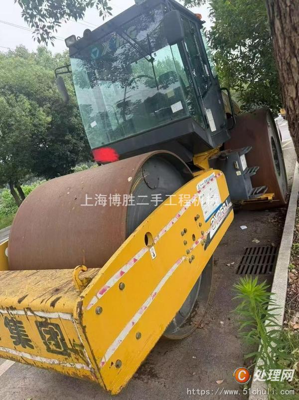 二手鐵三輪壓路機(jī)