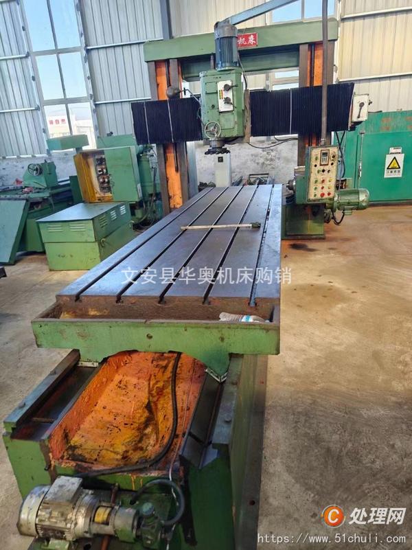 出售处置二手台重1.5x4米龙门铣台面宽1100