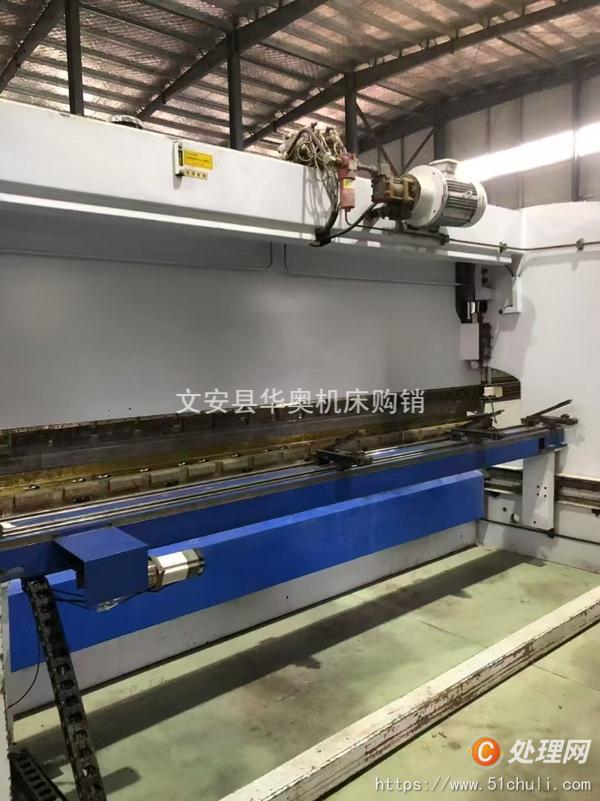 二手?jǐn)?shù)控折彎機(jī)