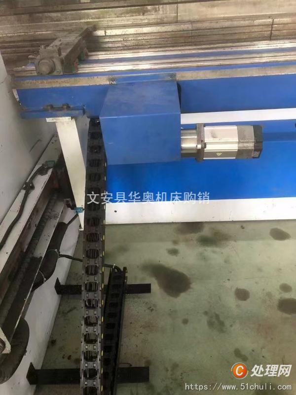 二手?jǐn)?shù)控折彎機(jī)