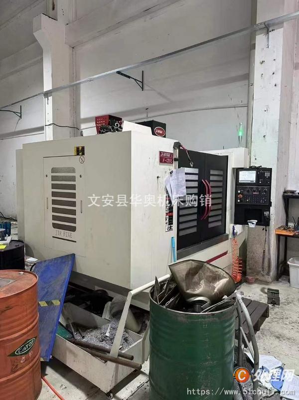 转让闲置乔锋V-1265立式加工中心三轴线轨