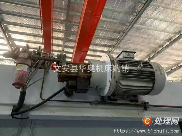 二手?jǐn)?shù)控折彎機(jī)