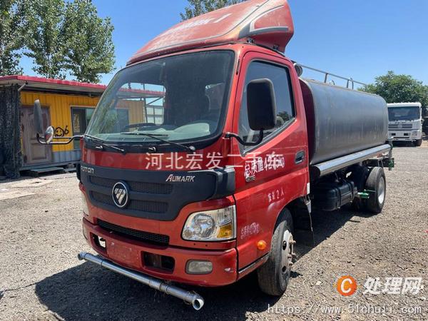 转让闲置奥铃6吨洒水车