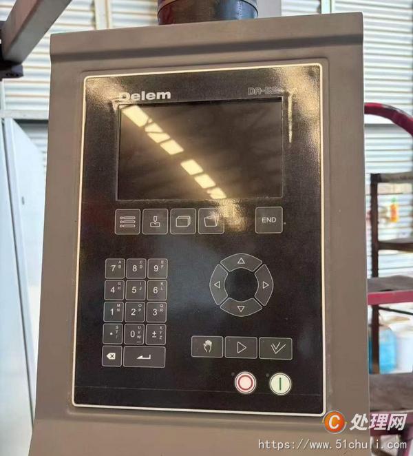 二手?jǐn)?shù)控折彎機(jī)
