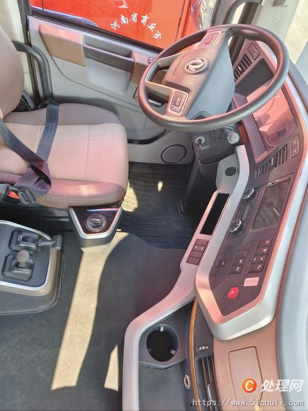 二手牽引車