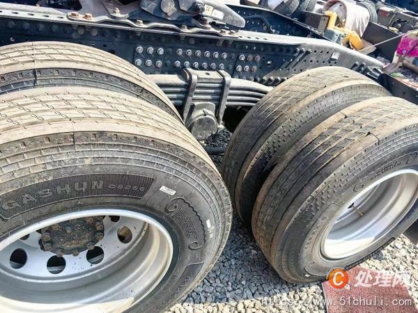 二手牽引車
