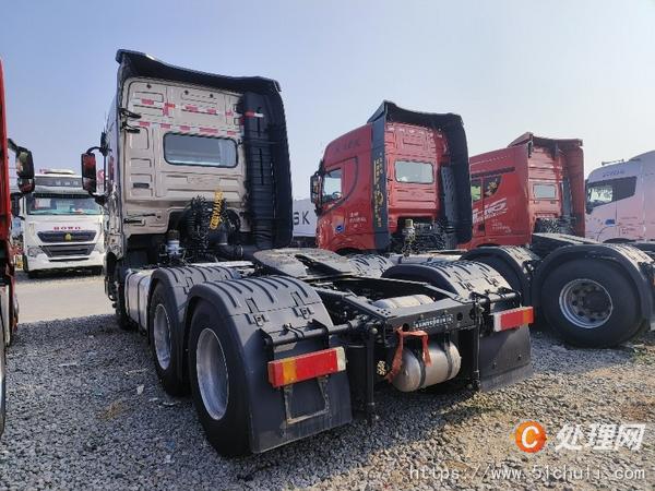 二手牽引車