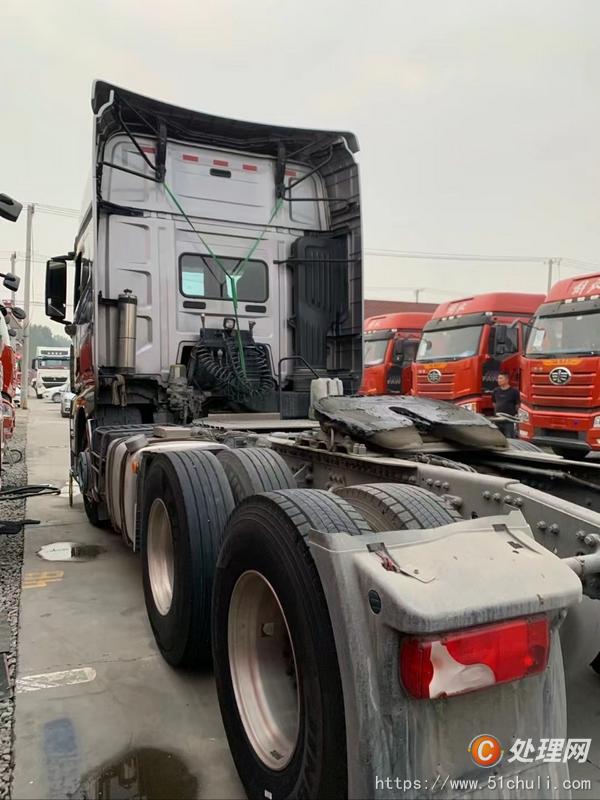 二手牽引車