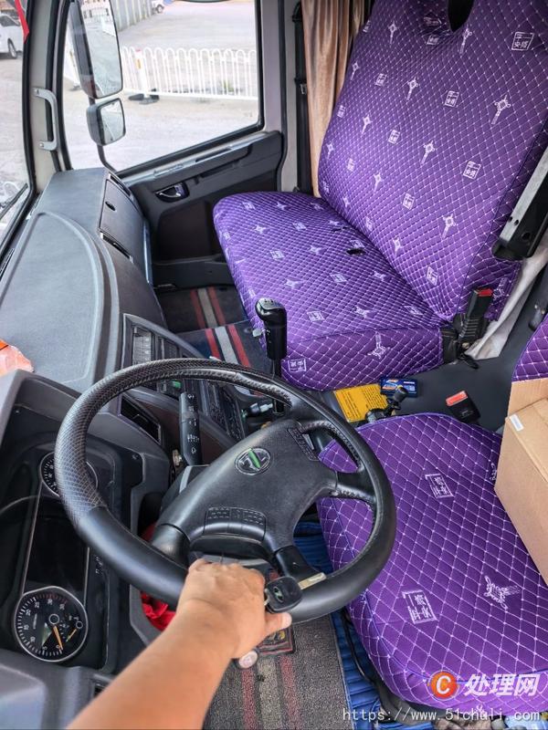二手汽車吊