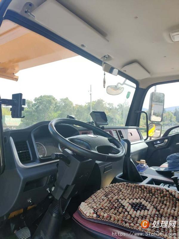 二手汽車吊