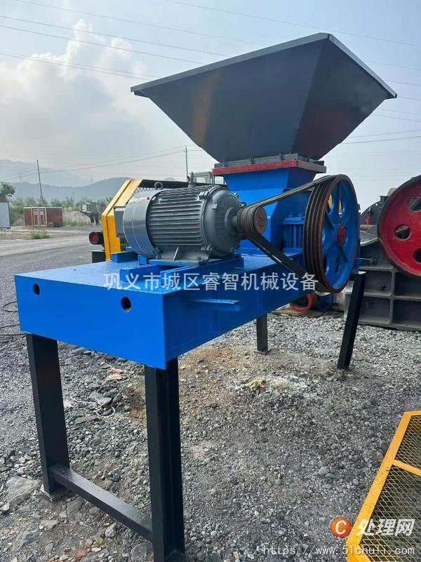 二手對輥破碎機