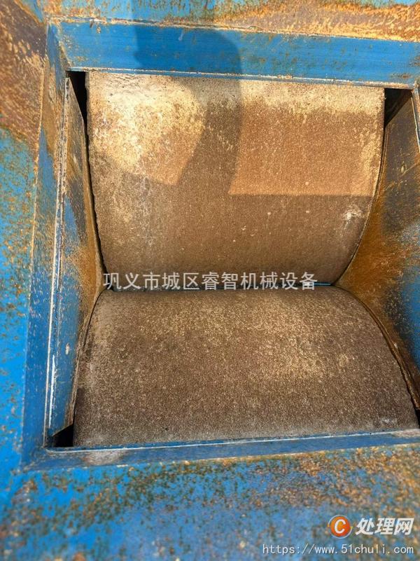 二手對(duì)輥破碎機(jī)