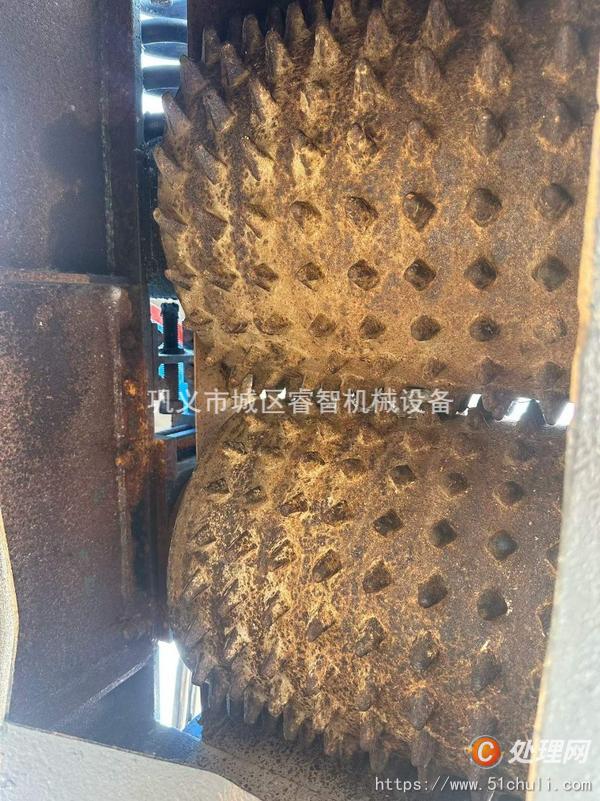 二手對輥破碎機