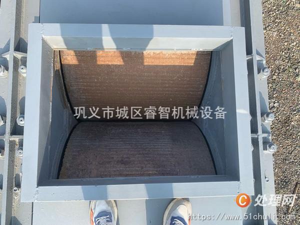 二手對(duì)輥破碎機(jī)