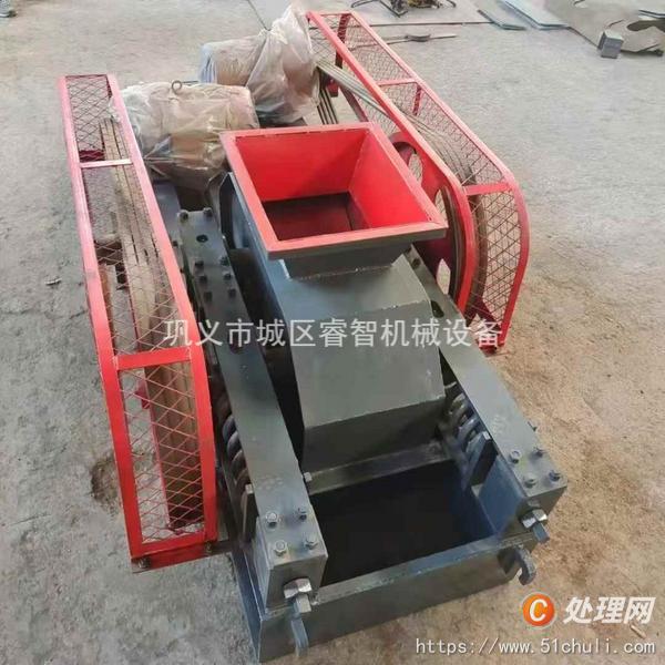 供应小型425对辊制砂机 精品机况