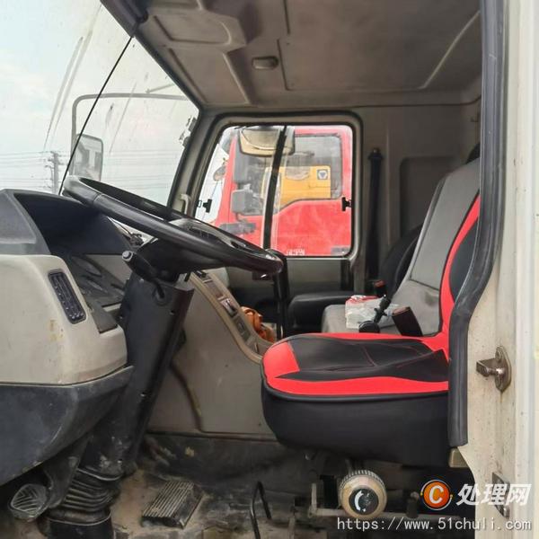 二手汽車吊