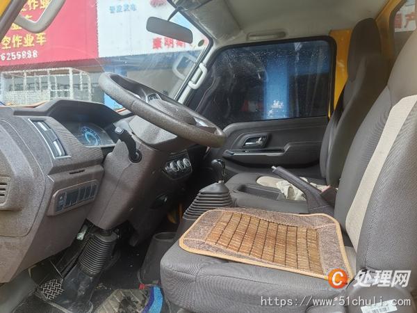 二手高空作業(yè)車