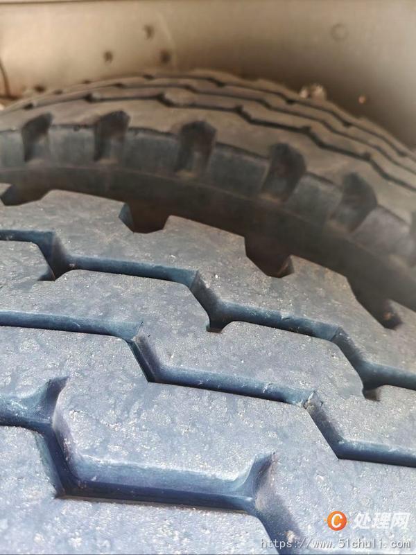 二手牽引車