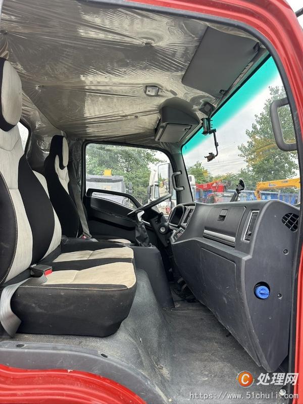 二手汽車吊