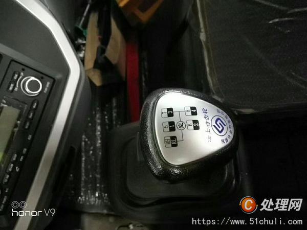 二手挖掘機運輸車