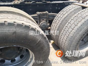 二手挖掘機運輸車
