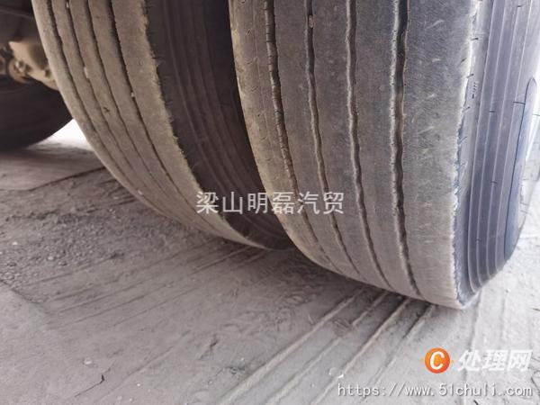 二手牽引車