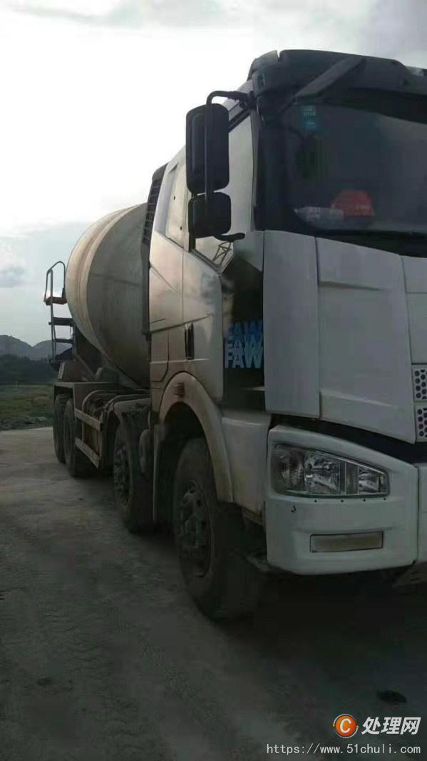 二手混凝土攪拌罐車(chē)