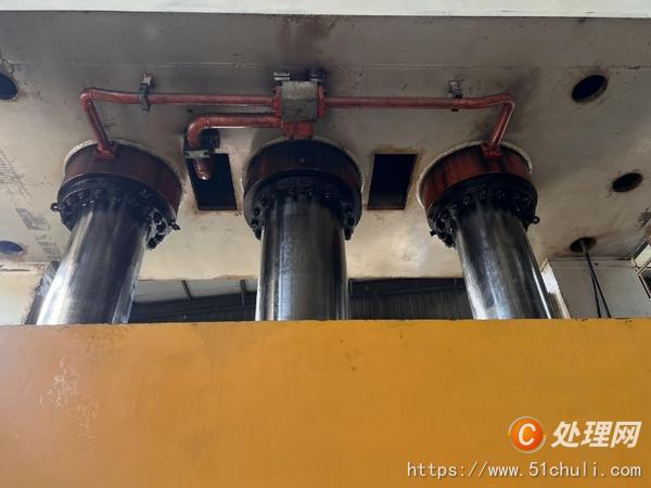 二手液壓機(jī)