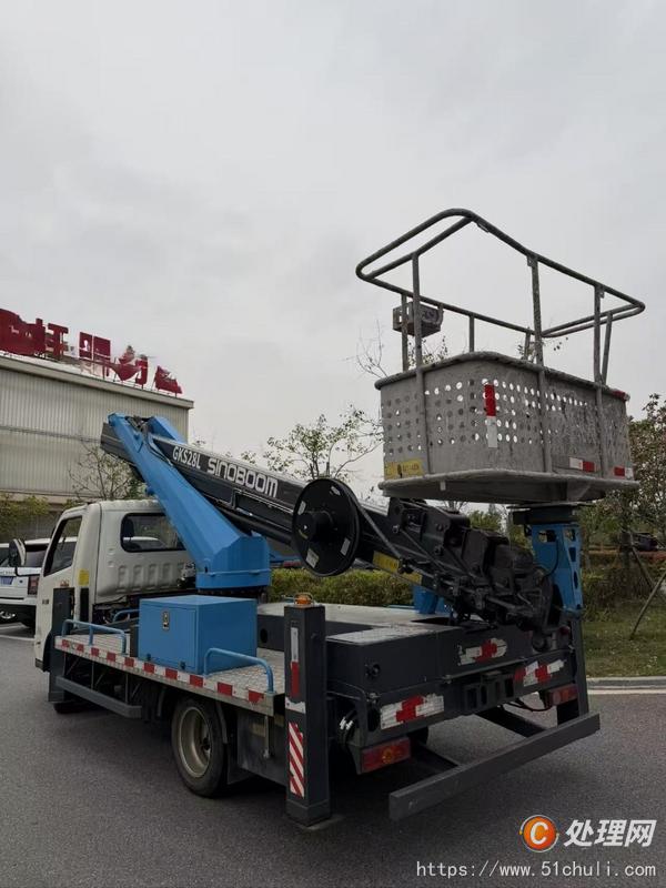 二手高空作業(yè)車